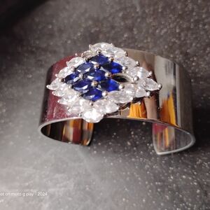 Silver and Blue Gemstone Women's Bracelet